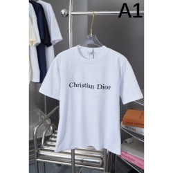 2025SS Short Sleeve T-Shirt DIOR A popular item for both magazines and towns