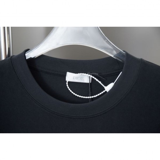 2025SS Short Sleeve T-Shirt DIOR Aiming for an advanced fashionist 2025SS Short Sleeve T-Shirt DIOR Aiming for an advanced fashionist