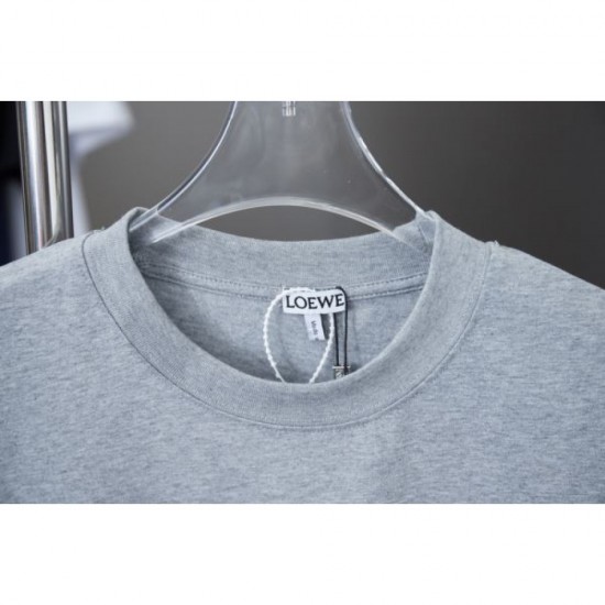 2025SS Short Sleeve T-Shirt LOEWE Casual outfit 2025SS Short Sleeve T-Shirt LOEWE Casual outfit