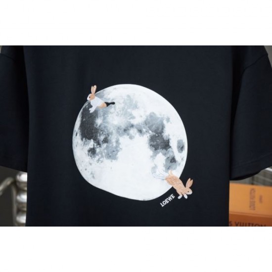 2025SS Short Sleeve T-Shirt LOEWE Shows how popular it is 2025SS Short Sleeve T-Shirt LOEWE Shows how popular it is