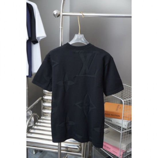2025SS Short Sleeve T-Shirt LOUIS VUITTON Louis Vuitton A relaxed look 2025SS Short Sleeve T-Shirt LOUIS VUITTON Louis Vuitton A relaxed look