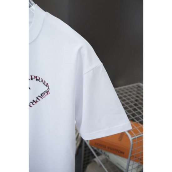 2025SS Short Sleeve T-shirt PRADA Prada A new product that is extremely popular 2025SS Short Sleeve T-shirt PRADA Prada A new product that is extremely popular