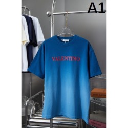 2025SS Short Sleeve T-Shirt VALENTINO Valentino Exceptional freshness