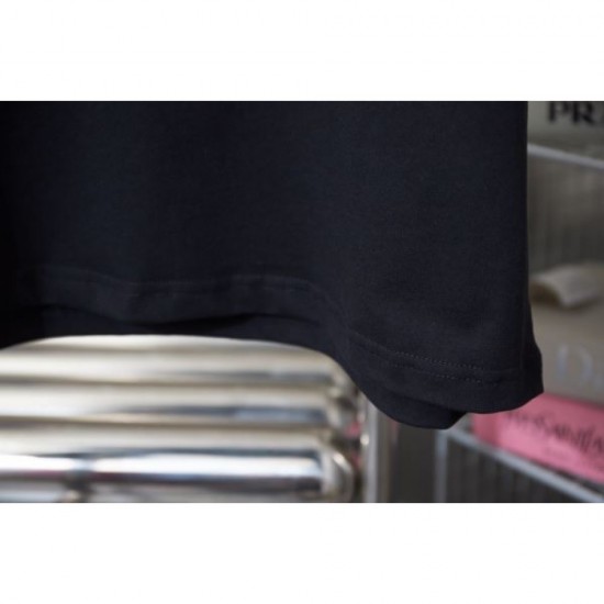 2025SS Short Sleeve T-shirt VALENTINO Valentino Colors also popular 2025SS Short Sleeve T-shirt VALENTINO Valentino Colors also popular