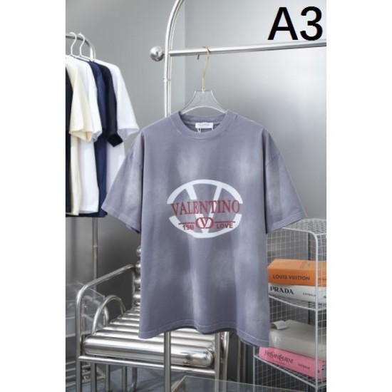 2025SS Short Sleeve T-Shirt VALENTINO - Charming new product 2025SS Short Sleeve T-Shirt VALENTINO - Charming new product
