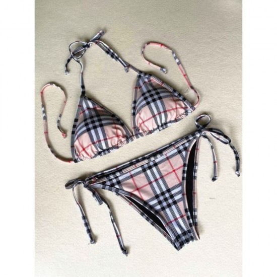 BURBERRY 2025SS A dream brand that will lift your mood swimsuit BURBERRY 2025SS A dream brand that will lift your mood swimsuit