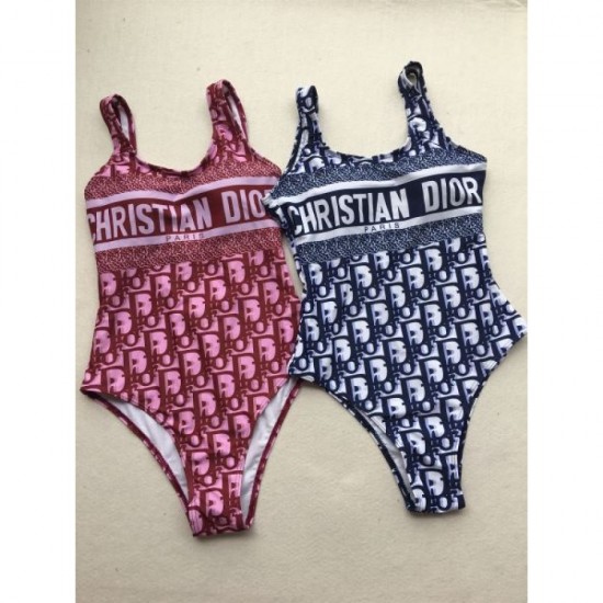 DIOR 2025SS A swimsuit with a strong presence DIOR 2025SS A swimsuit with a strong presence