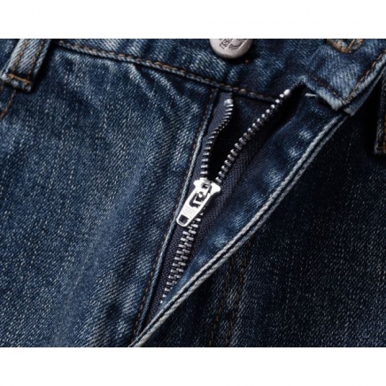 2025 Fall/Winter Jeans HUGO BOSS Stylish Cool Impression 2025 Fall/Winter Jeans HUGO BOSS Stylish Cool Impression