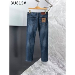 2025 Fall/Winter Jeans BURBERRY Perfect for autumn outfits, Luxury pants