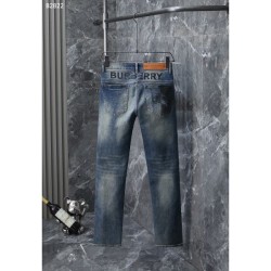 2025 Fall/Winter Jeans BURBERRY Burberry Good balance Stylish essential
