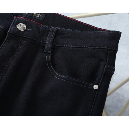 2025 Fall/Winter Jeans BURBERRY Autumn/Winter New Collection Limited 2025 Fall/Winter Jeans BURBERRY Autumn/Winter New Collection Limited