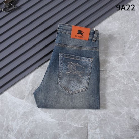 2025 Fall/Winter Jeans BURBERRY Not available in Japan, available as soon as possible 2025 Fall/Winter Jeans BURBERRY Not available in Japan, available as soon as possible