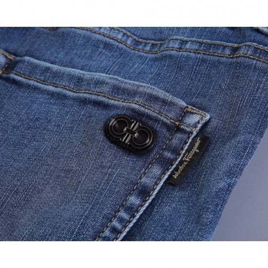 2025 Fall/Winter Jeans FERRAGAMO Ferragamo Fall/Winter Limited Popular New Jeans 2025 Fall/Winter Jeans FERRAGAMO Ferragamo Fall/Winter Limited Popular New Jeans