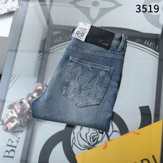 2025 Fall/Winter Jeans LOEWE Loewe Trend Needed Popular Jeans 2025 Fall/Winter Jeans LOEWE Loewe Trend Needed Popular Jeans