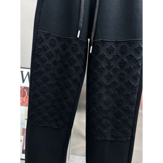2025 Fall/Winter Casual Pants LOUIS VUITTON Autumn/Winter Limited Colors Needed Popular 2025 Fall/Winter Casual Pants LOUIS VUITTON Autumn/Winter Limited Colors Needed Popular