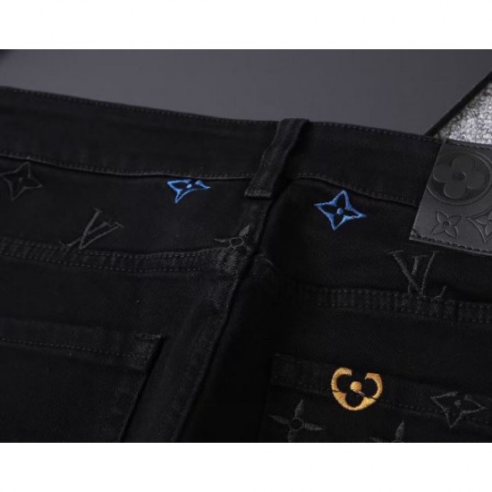 2025 Fall/Winter Jeans LOUIS VUITTON Louis Vuitton Unexpected compatibility Trend items 2025 Fall/Winter Jeans LOUIS VUITTON Louis Vuitton Unexpected compatibility Trend items