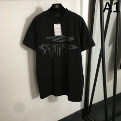 2025SS Short-sleeved T-shirt BALENCIAGA Aiming for a stylish advanced player