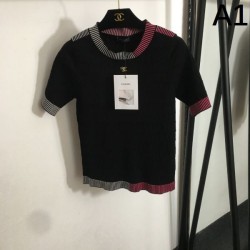 2025SS Short-sleeved knit CHANEL Cute sold out guaranteed to be very popular