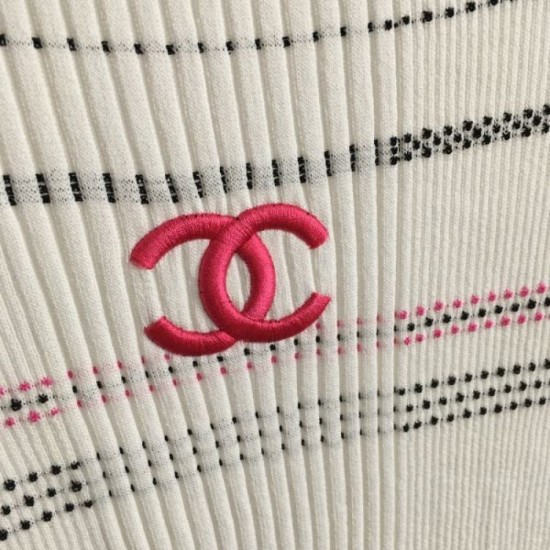 2025SS Short-sleeved knit CHANEL Chanel Ends first served once sold out 2025SS Short-sleeved knit CHANEL Chanel Ends first served once sold out