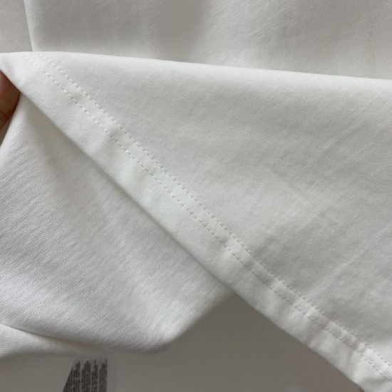 2025SS Short Sleeve T-shirt GUCCI New Product Limited Gorgeous Cute 2025SS Short Sleeve T-shirt GUCCI New Product Limited Gorgeous Cute