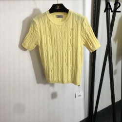 2025SS Short-sleeved knit HERMES Enjoy trendy outfits