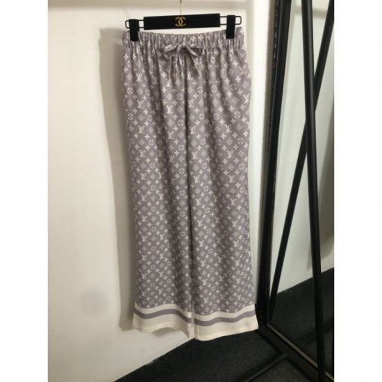 2025SS Top and Bottom Set LOUIS VUITTON Louis Vuitton Celebrity Favorite Brand 2025SS Top and Bottom Set LOUIS VUITTON Louis Vuitton Celebrity Favorite Brand