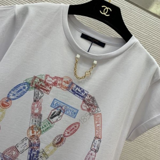 2025SS Short Sleeve T-Shirt LOUIS VUITTON Louis Vuitton A popular classic product 2025SS Short Sleeve T-Shirt LOUIS VUITTON Louis Vuitton A popular classic product