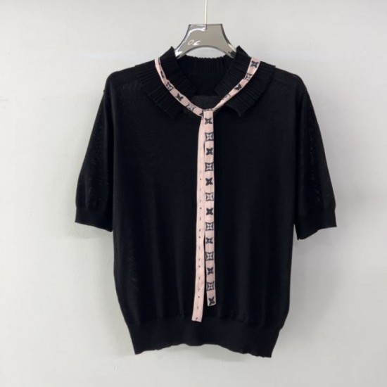 2025SS Short Sleeve LOUIS VUITTON Louis Vuitton New Spring/Summer Products Full of Charms 2025SS Short Sleeve LOUIS VUITTON Louis Vuitton New Spring/Summer Products Full of Charms