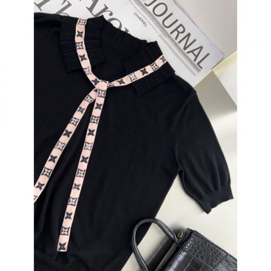 2025SS Short Sleeve LOUIS VUITTON Louis Vuitton New Spring/Summer Products Full of Charms 2025SS Short Sleeve LOUIS VUITTON Louis Vuitton New Spring/Summer Products Full of Charms