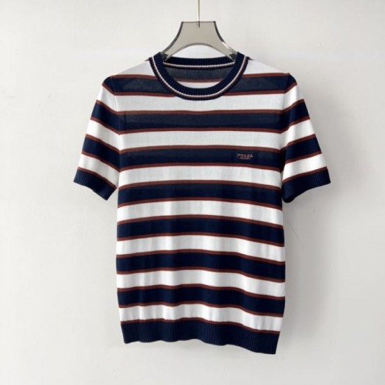 2025SS Short Sleeve PRADA Latest Color Short Sleeves that stand out in early spring
