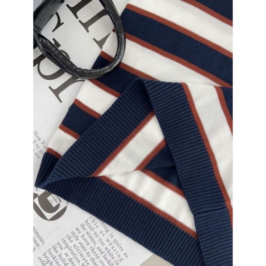 2025SS Short Sleeve PRADA Latest Color Short Sleeves that stand out in early spring
