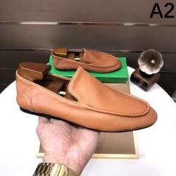 BOTTEGA VENETA 2025SS Beautiful logo for men Business shoes