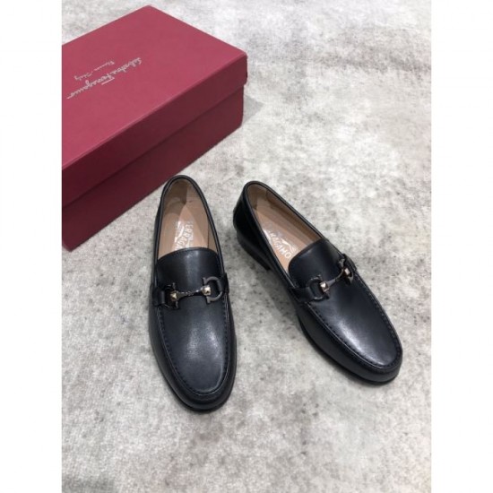 2025FW Men's Business Shoes FERRAGAMO Salvatore Ferragamo Inverted charm suitable for casual wear