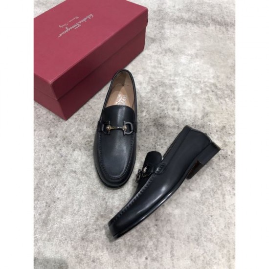 2025FW Men's Business Shoes FERRAGAMO Salvatore Ferragamo Inverted charm suitable for casual wear