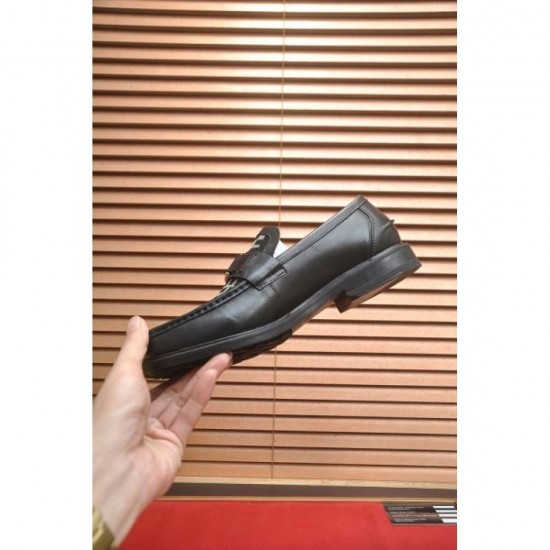 2025FW Men's Business Shoes FENDI First come, first served at the FENDI sale!