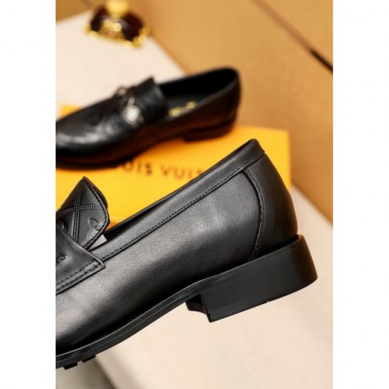 2025FW Men's Business Shoes LOUIS VUITTON New item with outstanding statement