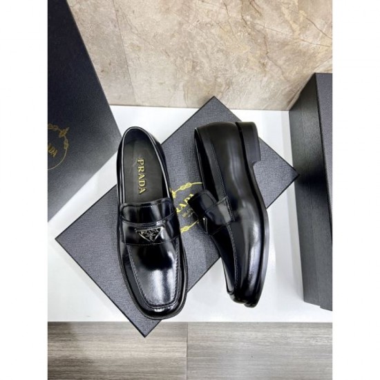 2025 Fall/Winter New PRADA Men's Business Shoes Get great deals at VIP prices