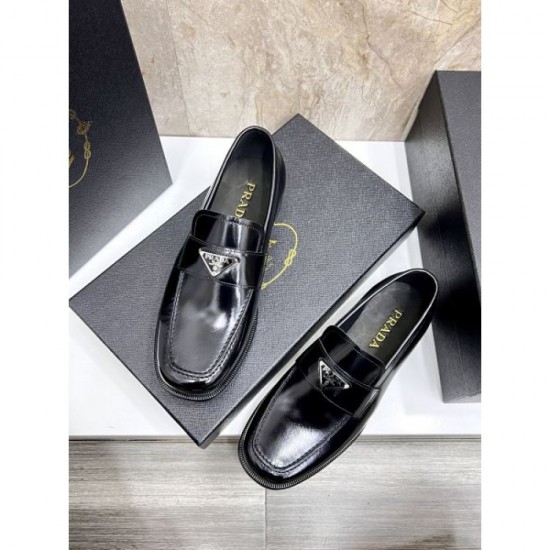 2025 Fall/Winter New PRADA Men's Business Shoes Get great deals at VIP prices