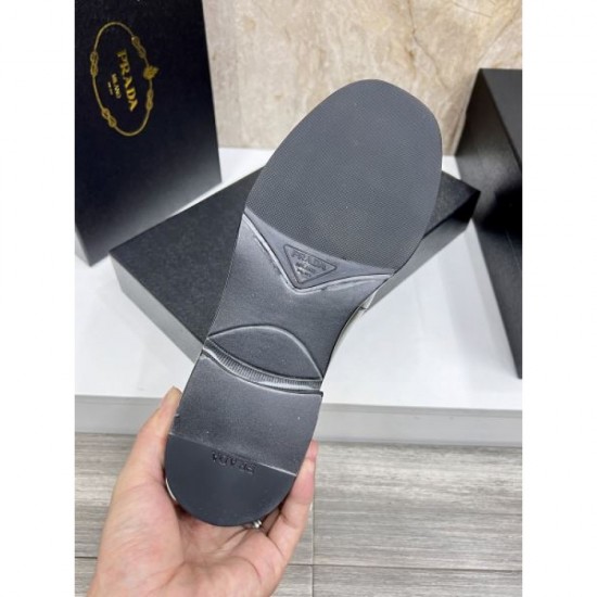 2025 Fall/Winter New PRADA Men's Business Shoes Get great deals at VIP prices