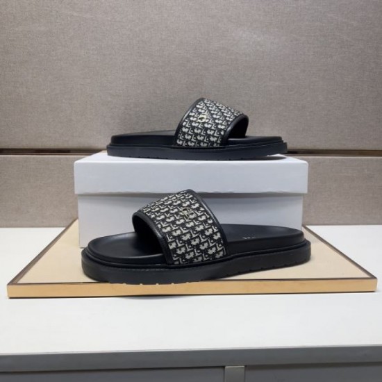 DIOR 2025SS This season is a great deal for men's sandals DIOR 2025SS This season is a great deal for men's sandals