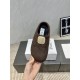 2025FW Women's Fur Slippers LOEWE Luxury replicas that are attracting attention as new winter items