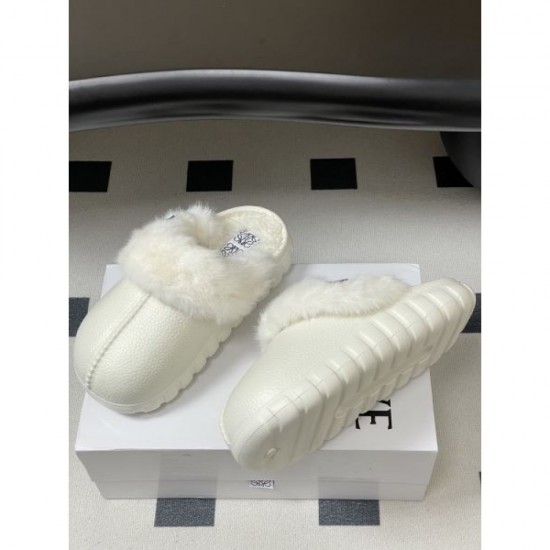 2025FW Women's Fur Slippers LOEWE Limited Quantity! Popular models available on a first-come, first-served basis