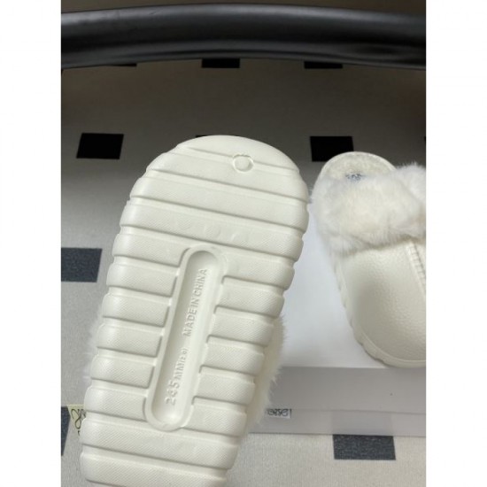 2025FW Women's Fur Slippers LOEWE Limited Quantity! Popular models available on a first-come, first-served basis