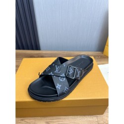 LOUIS VUITTON 2025SS Classic Style Men's Sandals