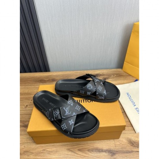 LOUIS VUITTON 2025SS Classic Style Men's Sandals LOUIS VUITTON 2025SS Classic Style Men's Sandals