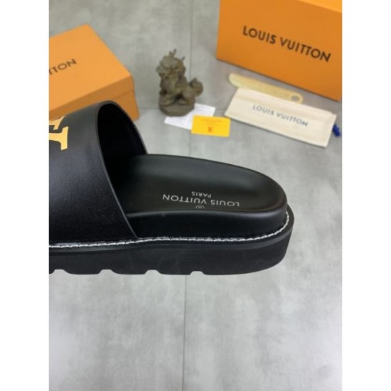 LOUIS VUITTON 2025SS Popular item Men's sandals