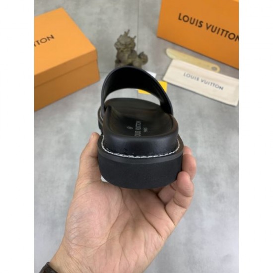 LOUIS VUITTON 2025SS Latest Style Men's Sandals LOUIS VUITTON 2025SS Latest Style Men's Sandals