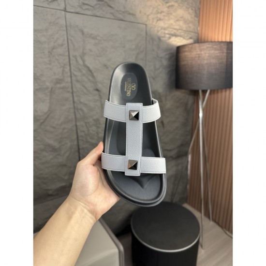 2025SS Sandals VALENTINO Valentino Summer Popular Item 2025SS Sandals VALENTINO Valentino Summer Popular Item