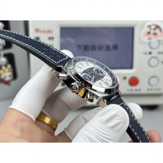 2025FW Watch BREITLING Popular item that continues to attract attention in autumn and winter