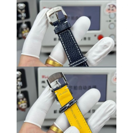 2025FW Watch BREITLING Popular item that continues to attract attention in autumn and winter